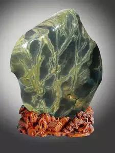 天山翡翠原石图片大全,好的翡翠原石-第22张图片-翡翠网 天山翡翠原石图片大全,好的翡翠原石-第22张图片-翡翠网