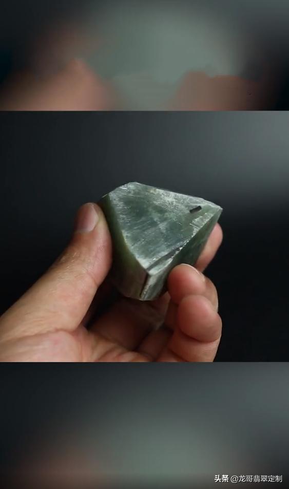 什么是翡翠毛料,兴隆翡翠原石小料-第2张图片-翡翠网 什么是翡翠毛料,兴隆翡翠原石小料-第2张图片-翡翠网