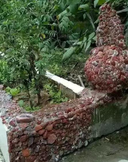 卧室放原石好吗,翡翠原石放家中好吗-第2张图片-翡翠网 卧室放原石好吗,翡翠原石放家中好吗-第2张图片-翡翠网