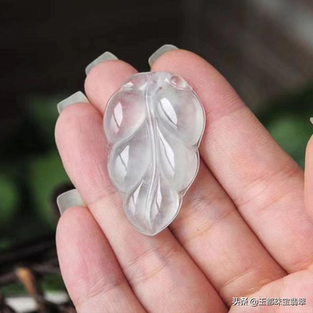 翡翠叶子知识,翡翠叶子图片-第1张图片-翡翠网 翡翠叶子知识,翡翠叶子图片-第1张图片-翡翠网