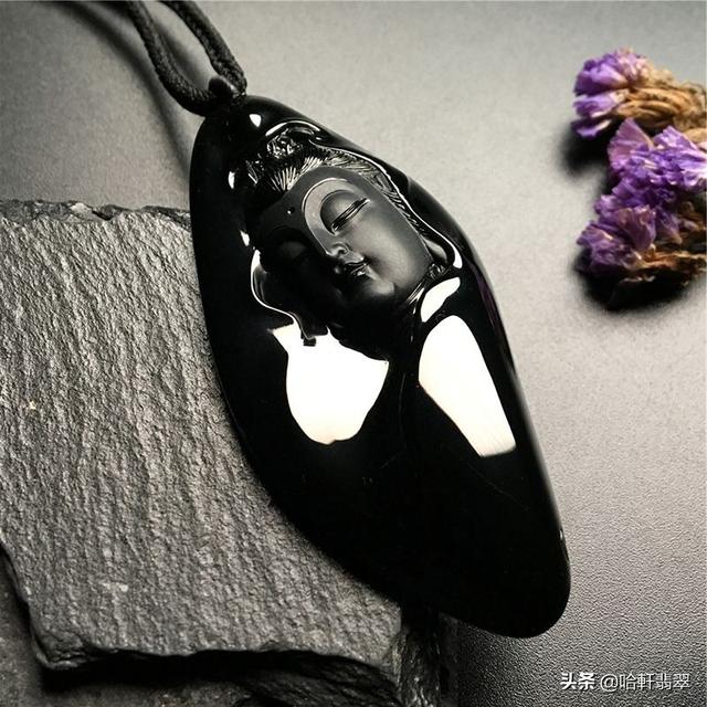 翡翠墨翠戒指价格表,真正的冰种翡翠-第4张图片-翡翠网 翡翠墨翠戒指价格表,真正的冰种翡翠-第4张图片-翡翠网