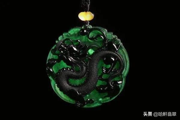 翡翠墨翠戒指价格表,真正的冰种翡翠-第6张图片-翡翠网 翡翠墨翠戒指价格表,真正的冰种翡翠-第6张图片-翡翠网