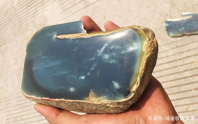 翡翠原石哪里卖中国产翡翠原石的地方-第2张图片-翡翠网 翡翠原石哪里卖中国产翡翠原石的地方-第2张图片-翡翠网