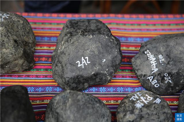 海南玉器翡翠原石网购,海南翡翠原石小-第4张图片-翡翠网 海南玉器翡翠原石网购,海南翡翠原石小-第4张图片-翡翠网