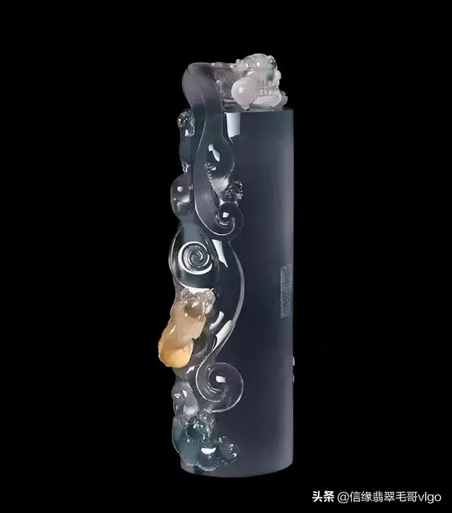 翡翠玉牌图案大全,翡翠雕刻鹿的牌子价格怎么样-第1张图片-翡翠网 翡翠玉牌图案大全,翡翠雕刻鹿的牌子价格怎么样-第1张图片-翡翠网