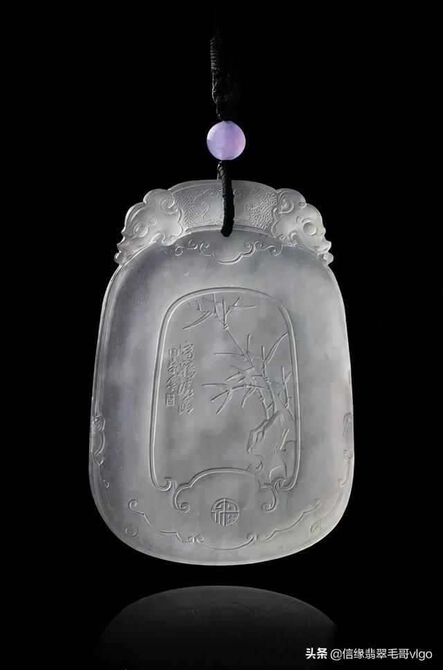 翡翠玉牌图案大全,翡翠雕刻鹿的牌子价格怎么样-第11张图片-翡翠网 翡翠玉牌图案大全,翡翠雕刻鹿的牌子价格怎么样-第11张图片-翡翠网
