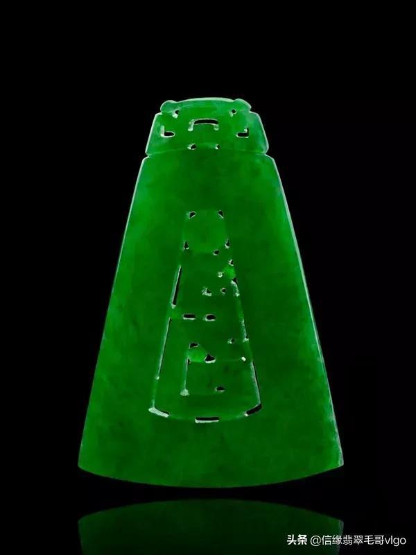 翡翠玉牌图案大全,翡翠雕刻鹿的牌子价格怎么样-第13张图片-翡翠网 翡翠玉牌图案大全,翡翠雕刻鹿的牌子价格怎么样-第13张图片-翡翠网