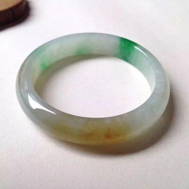 翡翠原石怎么开皮灰色翡翠原石瓷砖-第8张图片-翡翠网 翡翠原石怎么开皮灰色翡翠原石瓷砖-第8张图片-翡翠网