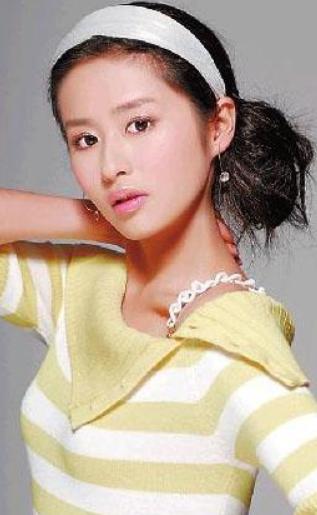 春晚女嘉宾翡翠项链林心如春晚翡翠知识-第6张图片-翡翠网 春晚女嘉宾翡翠项链林心如春晚翡翠知识-第6张图片-翡翠网