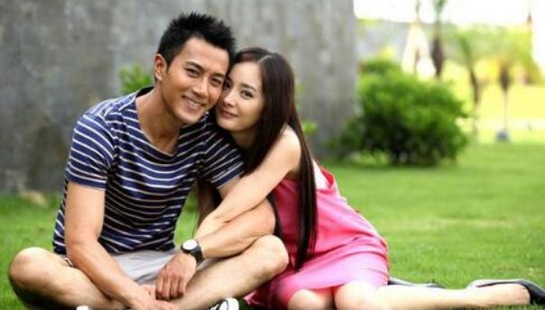 春晚女嘉宾翡翠项链林心如春晚翡翠知识-第18张图片-翡翠网 春晚女嘉宾翡翠项链林心如春晚翡翠知识-第18张图片-翡翠网