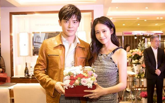 春晚女嘉宾翡翠项链林心如春晚翡翠知识-第30张图片-翡翠网 春晚女嘉宾翡翠项链林心如春晚翡翠知识-第30张图片-翡翠网