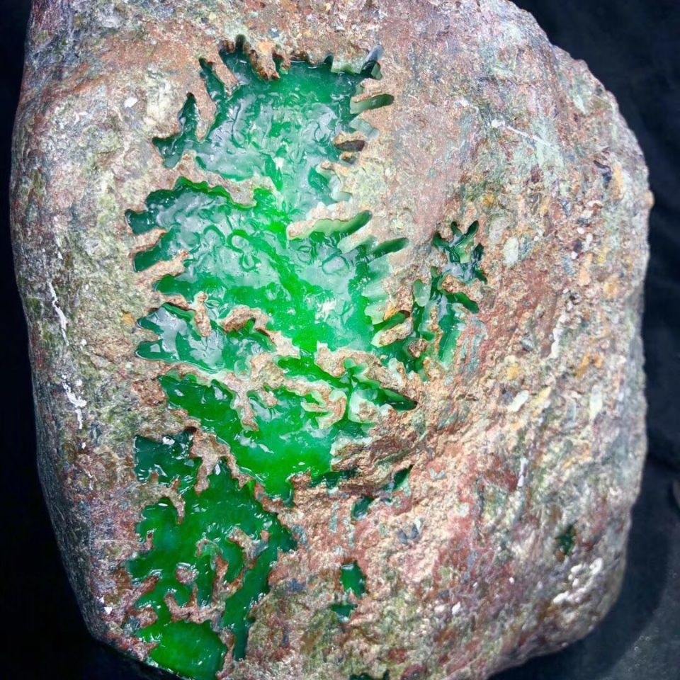 翡翠原石种水我想买翡翠原石-第1张图片-翡翠网 翡翠原石种水我想买翡翠原石-第1张图片-翡翠网