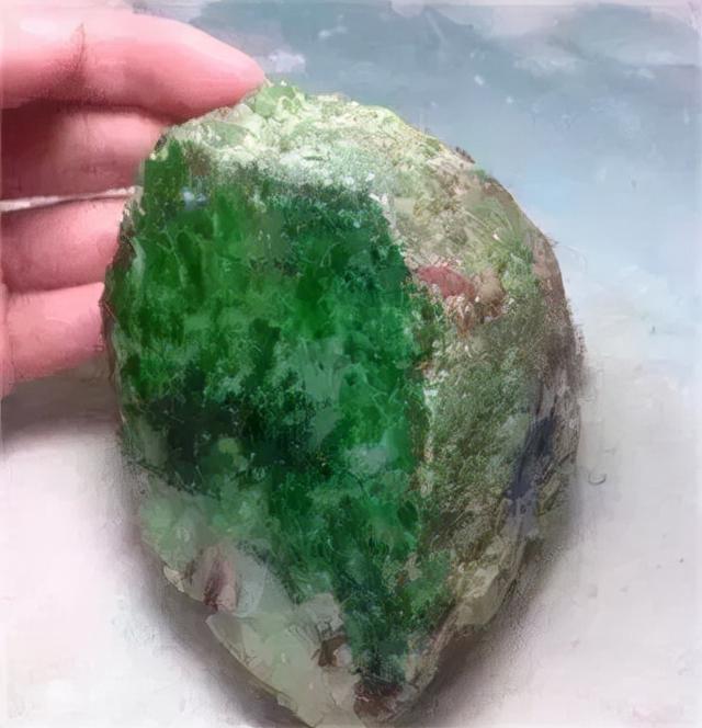 关于翡翠原石价值一样吗的信息-第1张图片-翡翠网 关于翡翠原石价值一样吗的信息-第1张图片-翡翠网