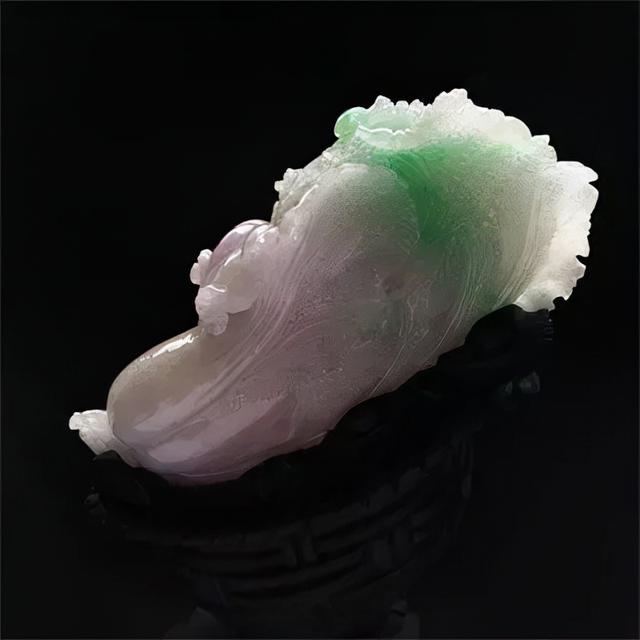 关于翡翠原石价值一样吗的信息-第8张图片-翡翠网 关于翡翠原石价值一样吗的信息-第8张图片-翡翠网