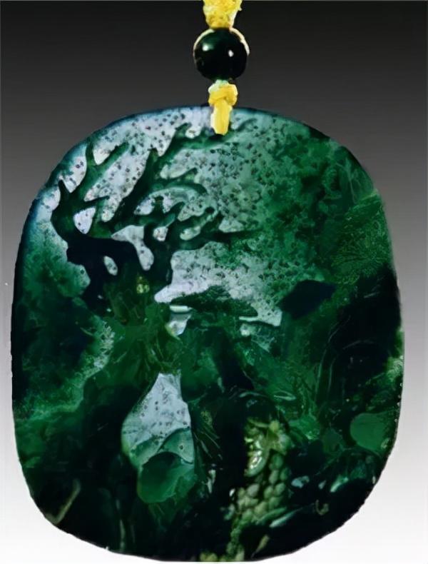 关于翡翠原石价值一样吗的信息-第11张图片-翡翠网 关于翡翠原石价值一样吗的信息-第11张图片-翡翠网