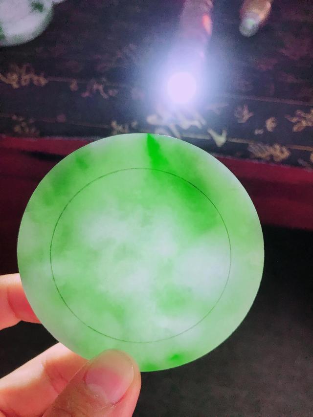 翡翠冰底飘辣手镯,冰种翡翠手镯图片-第2张图片-翡翠网