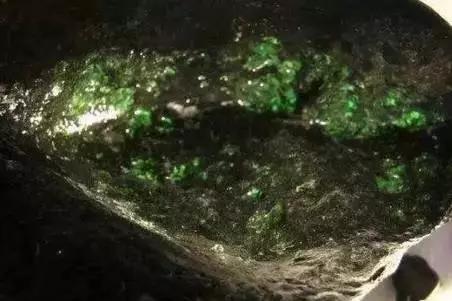 翡翠雪花棉能化开吗,油青雪花棉翡翠原石-第13张图片-翡翠网 翡翠雪花棉能化开吗,油青雪花棉翡翠原石-第13张图片-翡翠网