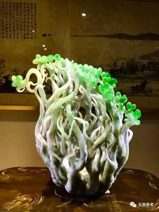 翡翠原石摆件图片翡翠摆件图片大全-第5张图片-翡翠网 翡翠原石摆件图片翡翠摆件图片大全-第5张图片-翡翠网