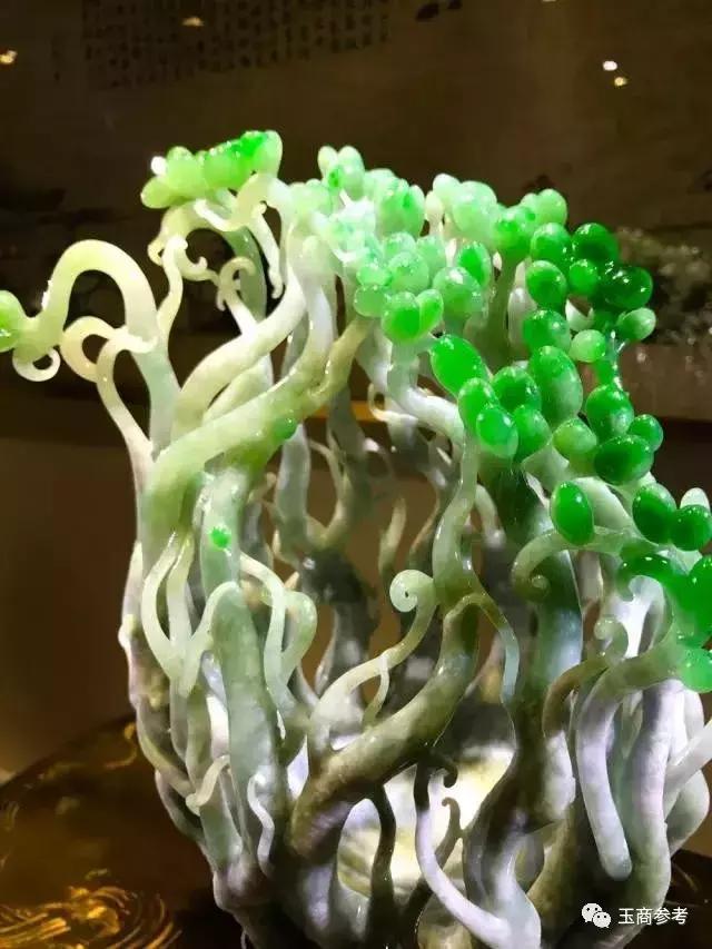 翡翠原石摆件图片翡翠摆件图片大全-第6张图片-翡翠网 翡翠原石摆件图片翡翠摆件图片大全-第6张图片-翡翠网