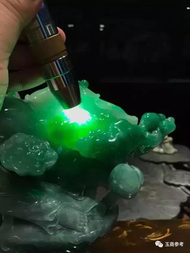 翡翠原石摆件图片翡翠摆件图片大全-第23张图片-翡翠网 翡翠原石摆件图片翡翠摆件图片大全-第23张图片-翡翠网