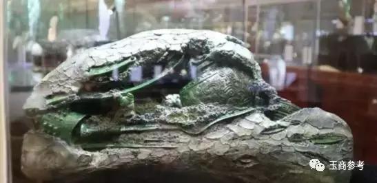 翡翠原石摆件图片翡翠摆件图片大全-第31张图片-翡翠网 翡翠原石摆件图片翡翠摆件图片大全-第31张图片-翡翠网