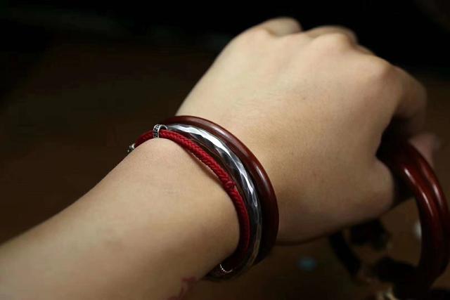 什么是鸡血藤手镯翡翠手镯藤条-第14张图片-翡翠网 什么是鸡血藤手镯翡翠手镯藤条-第14张图片-翡翠网