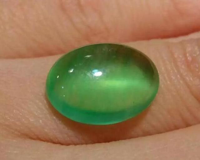 金丝种翡翠知识大全上海金丝种翡翠-第4张图片-翡翠网 金丝种翡翠知识大全上海金丝种翡翠-第4张图片-翡翠网