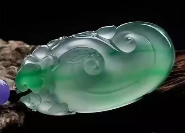 金丝种翡翠知识大全上海金丝种翡翠-第5张图片-翡翠网 金丝种翡翠知识大全上海金丝种翡翠-第5张图片-翡翠网