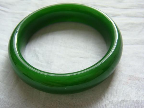 关于独山翡翠手镯价格的信息-第9张图片-翡翠网 关于独山翡翠手镯价格的信息-第9张图片-翡翠网