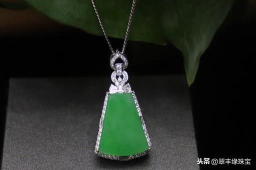 无事牌适合什么人带翡翠无事牌图片价格-第9张图片-翡翠网 无事牌适合什么人带翡翠无事牌图片价格-第9张图片-翡翠网