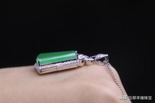 无事牌适合什么人带翡翠无事牌图片价格-第10张图片-翡翠网 无事牌适合什么人带翡翠无事牌图片价格-第10张图片-翡翠网