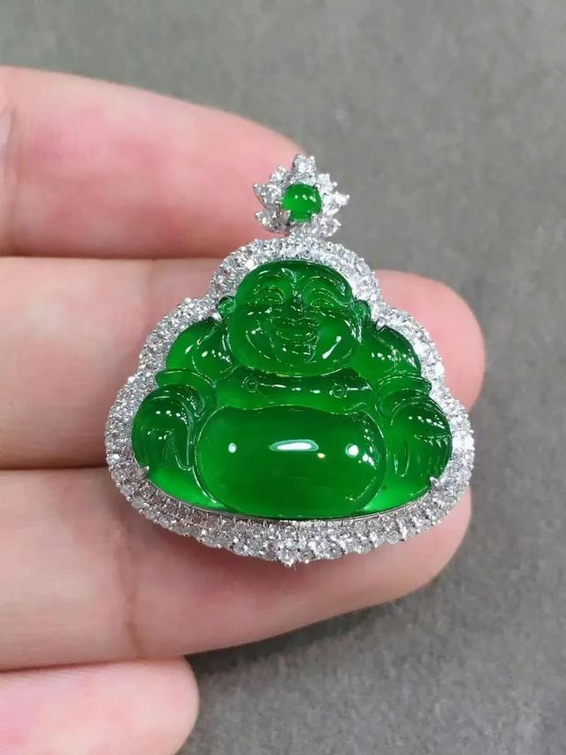 金镶翡翠吊坠图片,翡翠镶金挂件价格-第5张图片-翡翠网 金镶翡翠吊坠图片,翡翠镶金挂件价格-第5张图片-翡翠网