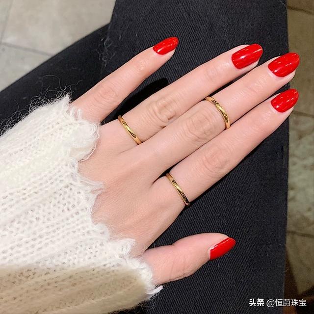 翡翠手镯碰到消毒液酒精喷雾会腐蚀玉镯吗-第2张图片-翡翠网 翡翠手镯碰到消毒液酒精喷雾会腐蚀玉镯吗-第2张图片-翡翠网