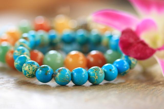 翡翠手串的种类和价格图片,貔貅手链图片-第1张图片-翡翠网