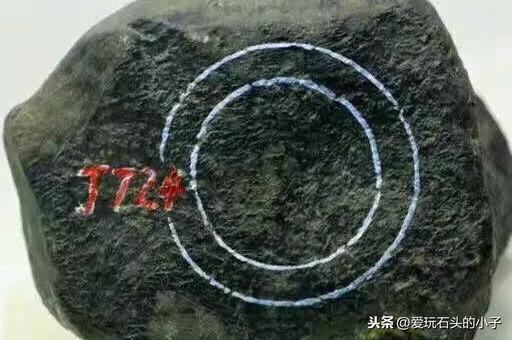 翡翠原石变化莫测,翡翠原石价格-第4张图片-翡翠网 翡翠原石变化莫测,翡翠原石价格-第4张图片-翡翠网