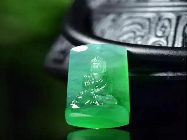 翡翠原石的俗话,俗话说可俗话又说-第3张图片-翡翠网 翡翠原石的俗话,俗话说可俗话又说-第3张图片-翡翠网