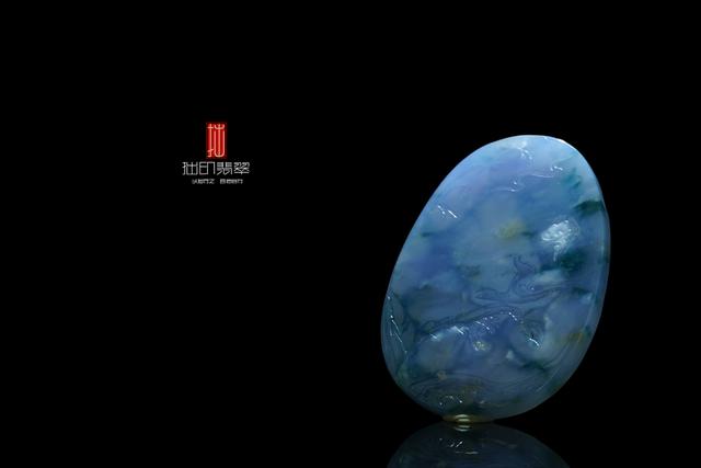 用翡翠形容女人的诗句,如何赞美一颗翡翠原石-第4张图片-翡翠网 用翡翠形容女人的诗句,如何赞美一颗翡翠原石-第4张图片-翡翠网