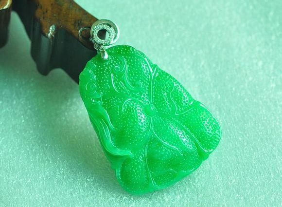 村野仙农,翡翠仙图和实物对比-第2张图片-翡翠网 村野仙农,翡翠仙图和实物对比-第2张图片-翡翠网