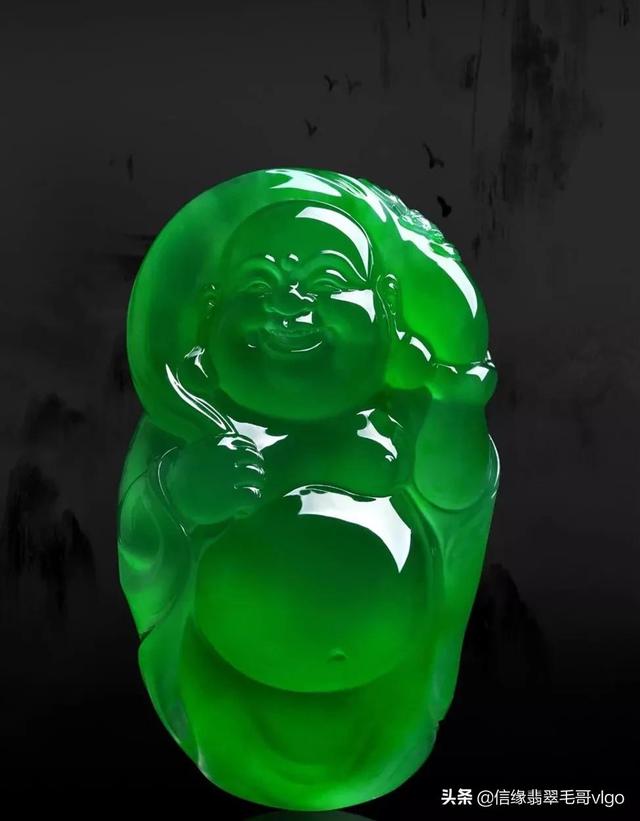 帝王绿翡翠知识视频帝王绿翡翠手镯鉴宝视频-第1张图片-翡翠网 帝王绿翡翠知识视频帝王绿翡翠手镯鉴宝视频-第1张图片-翡翠网