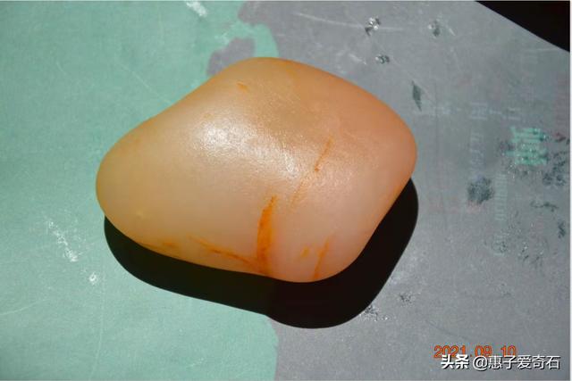 黑河翡翠原石如何鉴别的简单介绍-第6张图片-翡翠网