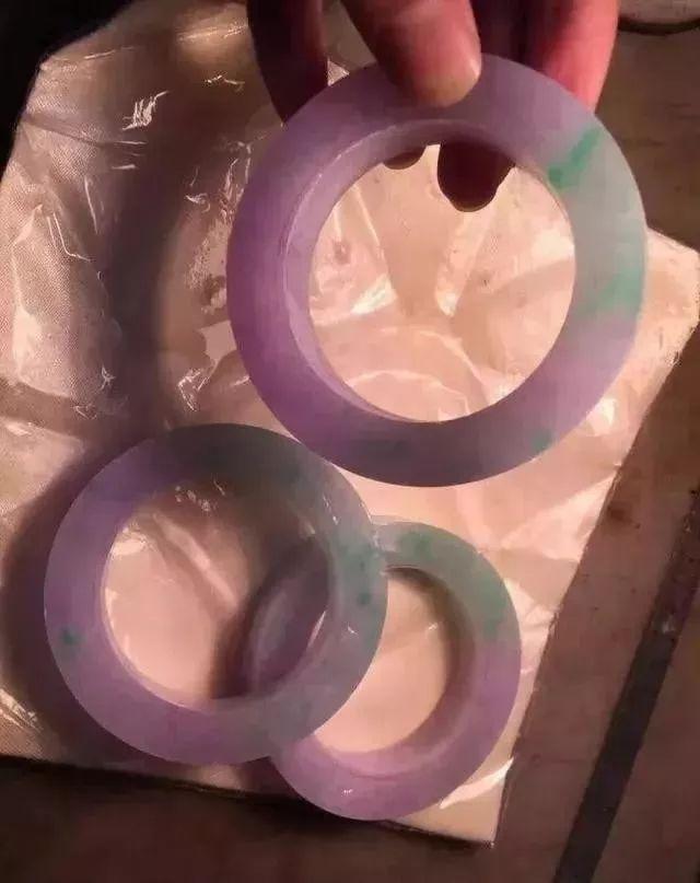 翡翠原石木那多少钱一斤翡翠原石价值-第7张图片-翡翠网