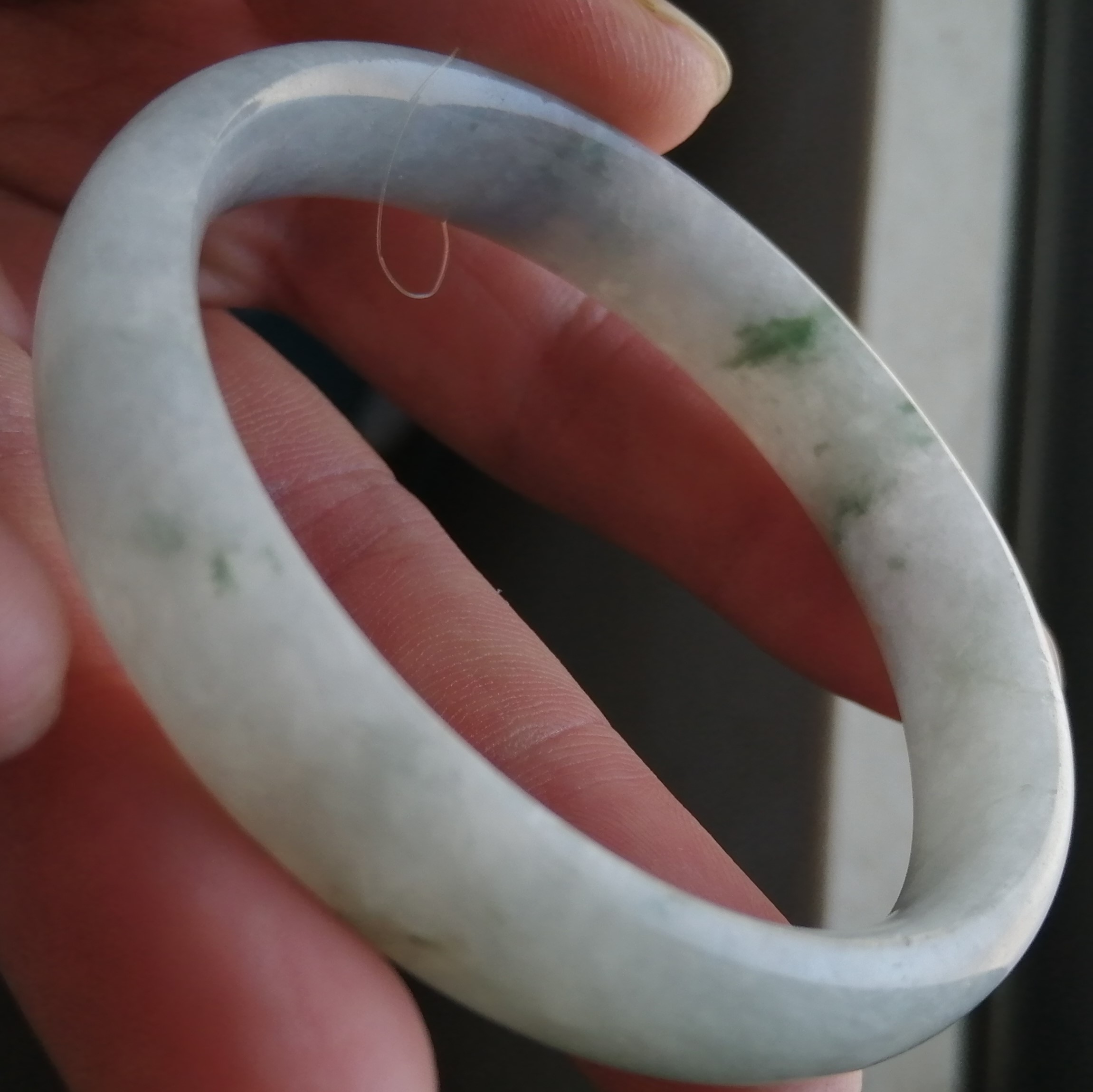 正品翡翠珠宝手镯27克多少钱的简单介绍-第2张图片-翡翠网 正品翡翠珠宝手镯27克多少钱的简单介绍-第2张图片-翡翠网