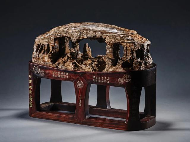 丹青翡翠价格的简单介绍-第19张图片-翡翠网 丹青翡翠价格的简单介绍-第19张图片-翡翠网