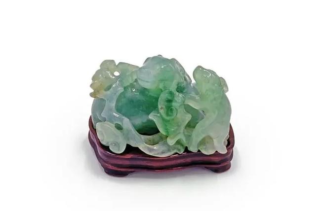 丹青翡翠价格的简单介绍-第25张图片-翡翠网 丹青翡翠价格的简单介绍-第25张图片-翡翠网