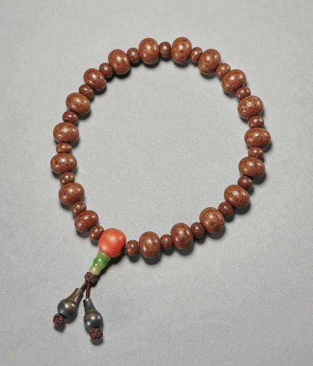 丹青翡翠价格的简单介绍-第32张图片-翡翠网 丹青翡翠价格的简单介绍-第32张图片-翡翠网