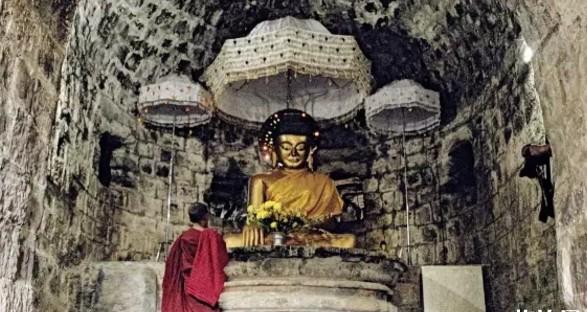 柬埔寨翡翠原石哪里买的简单介绍-第29张图片-翡翠网 柬埔寨翡翠原石哪里买的简单介绍-第29张图片-翡翠网