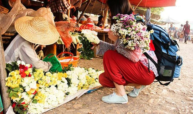 柬埔寨翡翠原石哪里买的简单介绍-第31张图片-翡翠网 柬埔寨翡翠原石哪里买的简单介绍-第31张图片-翡翠网