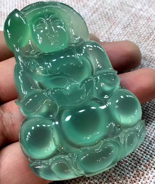 翡翠晴水料价格,翡翠冰种这个多少钱啊-第2张图片-翡翠网 翡翠晴水料价格,翡翠冰种这个多少钱啊-第2张图片-翡翠网