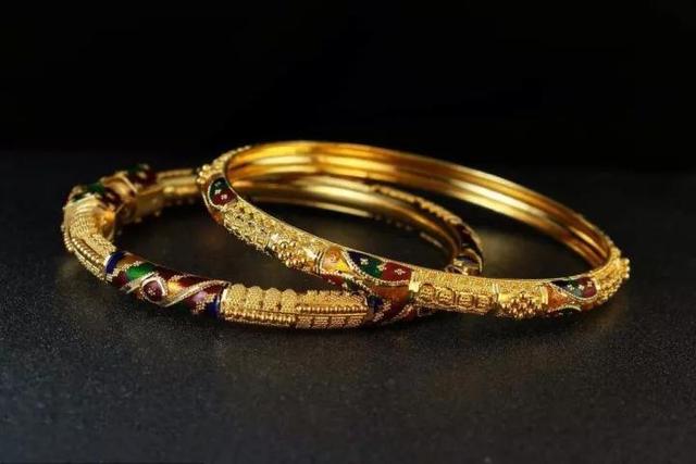 玉石翡翠知识翡翠的保养小知识-第6张图片-翡翠网 玉石翡翠知识翡翠的保养小知识-第6张图片-翡翠网