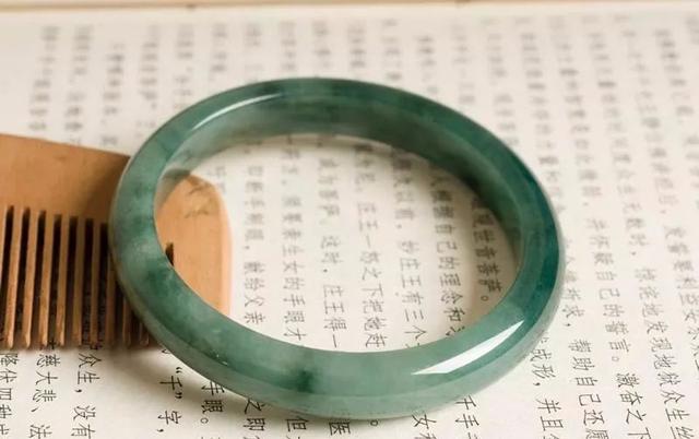 绝迹翡翠原石,翡翠原石哪里买-第9张图片-翡翠网 绝迹翡翠原石,翡翠原石哪里买-第9张图片-翡翠网